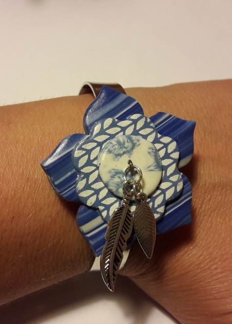 bracelet_fleur_bleue